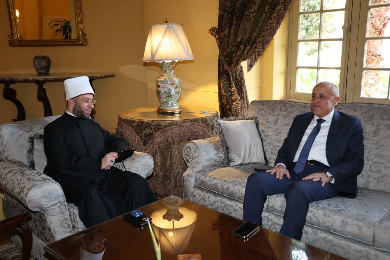 محافظ الأقصر يبحث  مع وزير الأوقاف دور المساجد فى بناء الوعى ومواجهة الفكر المتطرف 