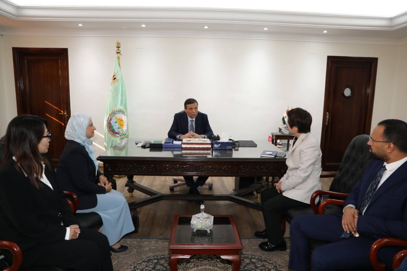 وزير الزراعة يبحث مع وفد صيني إنشاء مصنع متطور للمبيدات بتكنولوجيا عالمية في مصر 