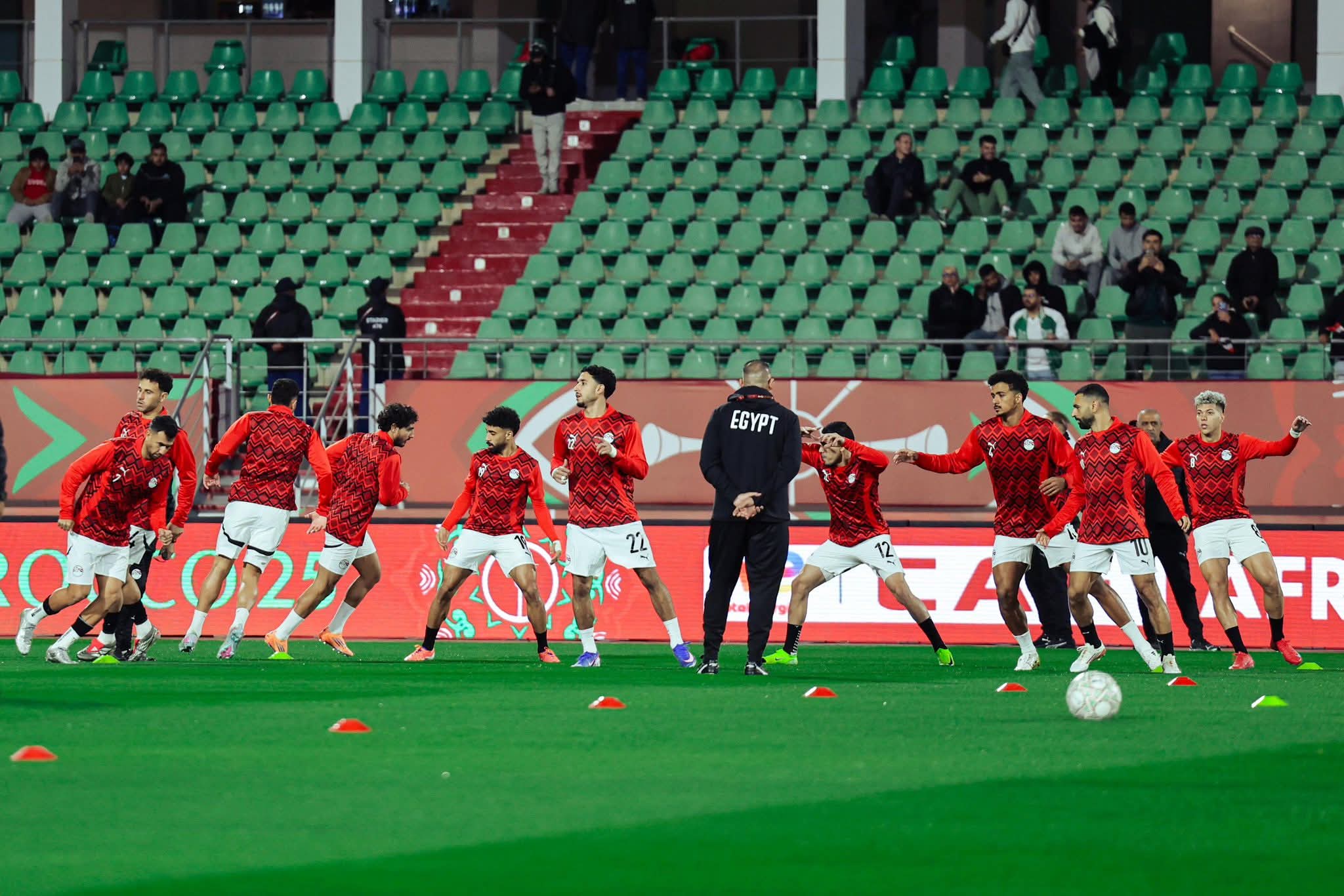 اللمسات النهائية للمنتخب قبل ضربة البداية في لقاء مصر وزيمبابوي .. صور