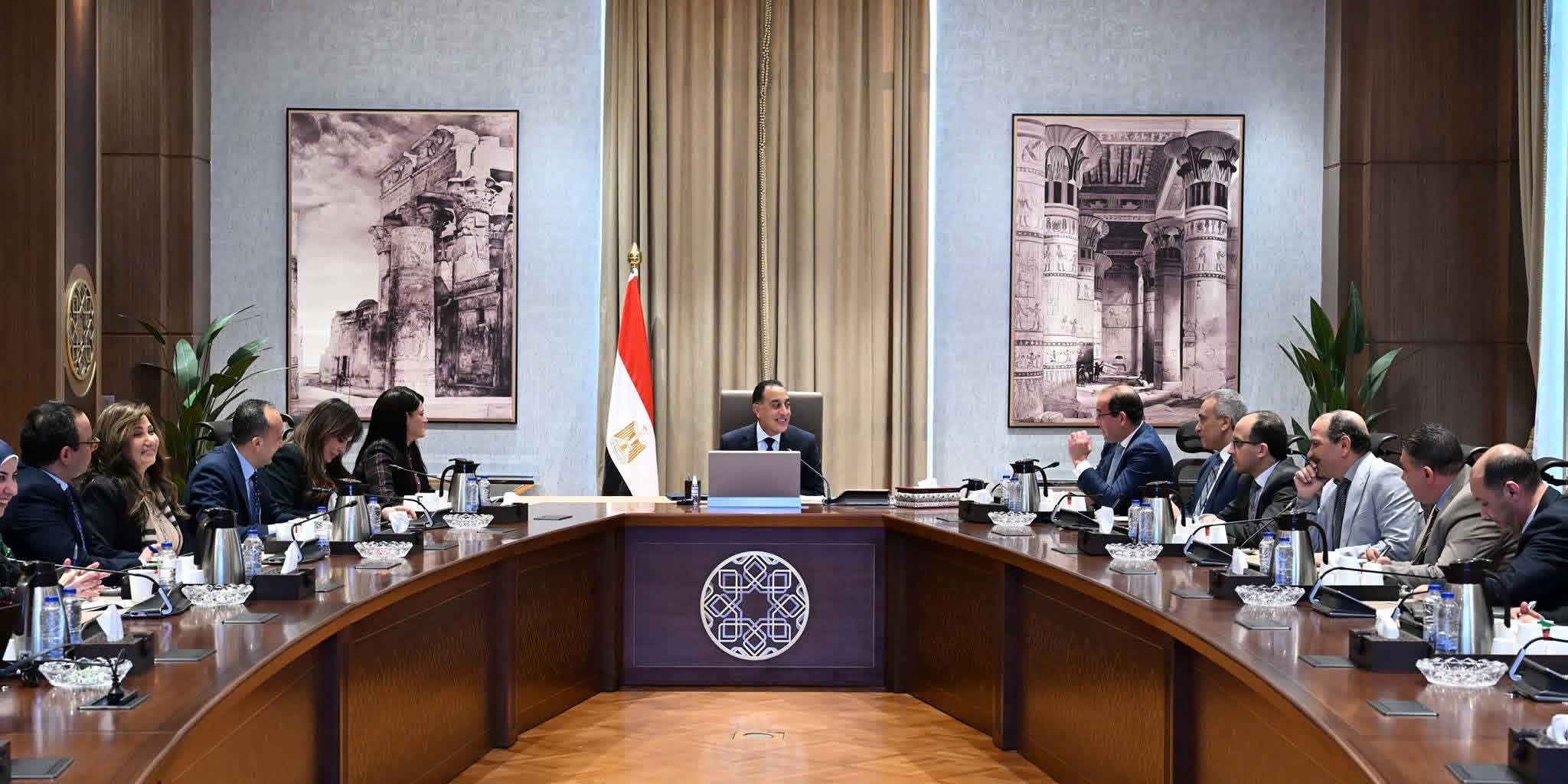 رئيس الوزراء يتابع تنفيذ المبادرة الرئاسية "حياة كريمة" في 1477 قرية