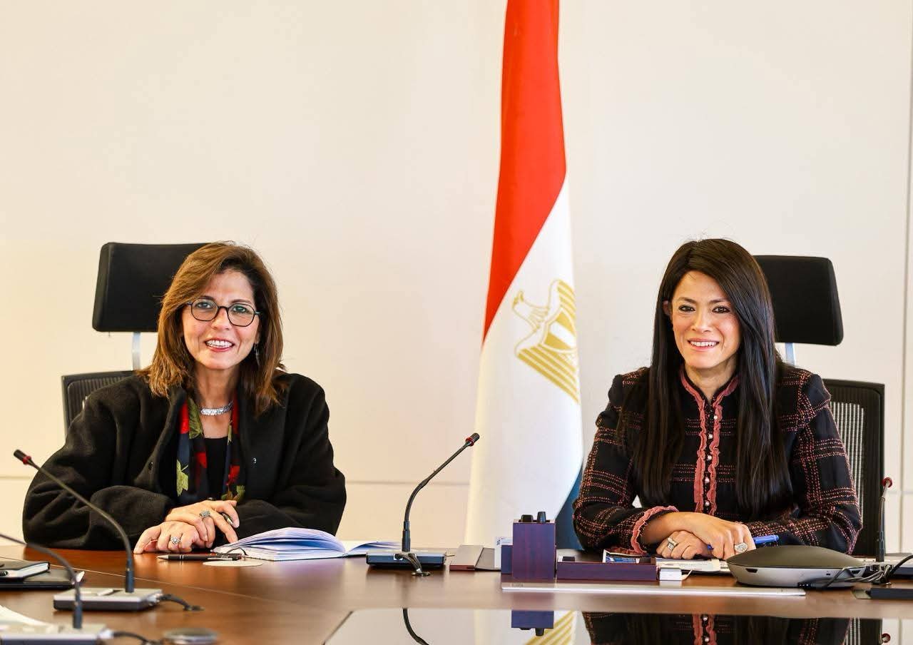 وزيرة التخطيط  تناقش مع المدير التنفيذي للأكاديمية الوطنية للتدريب الخطة المستقبلية  والبرامج التدريبية