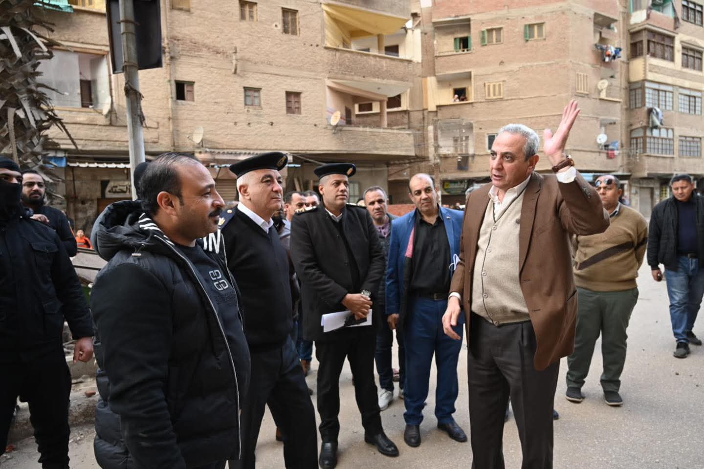 محافظ الغربية يقود حملة مكبرة لإزالة مخالفات البناء بالمحلة الكبرى 