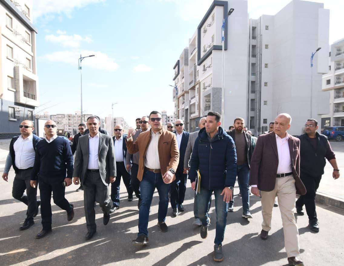 وزير الإسكان يتفقد مشروعات "سكن لكل المصريين" و"ديارنا" بمدينة حدائق العاصمة