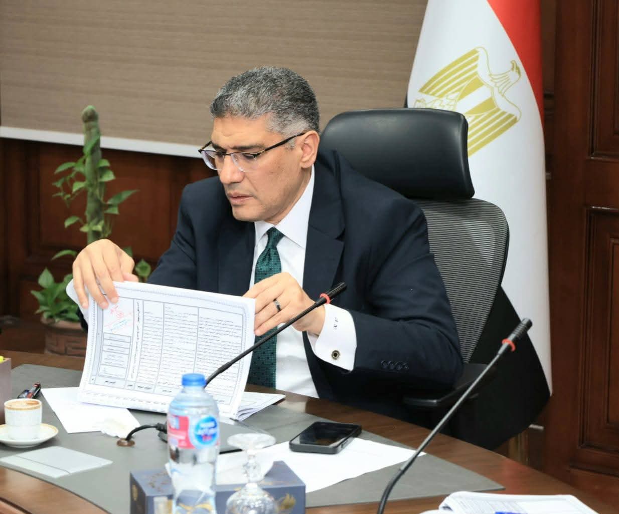 محافظ الجيزة يبحث شكاوى مواطني جنوب والهرم وإمبابة والطالبية