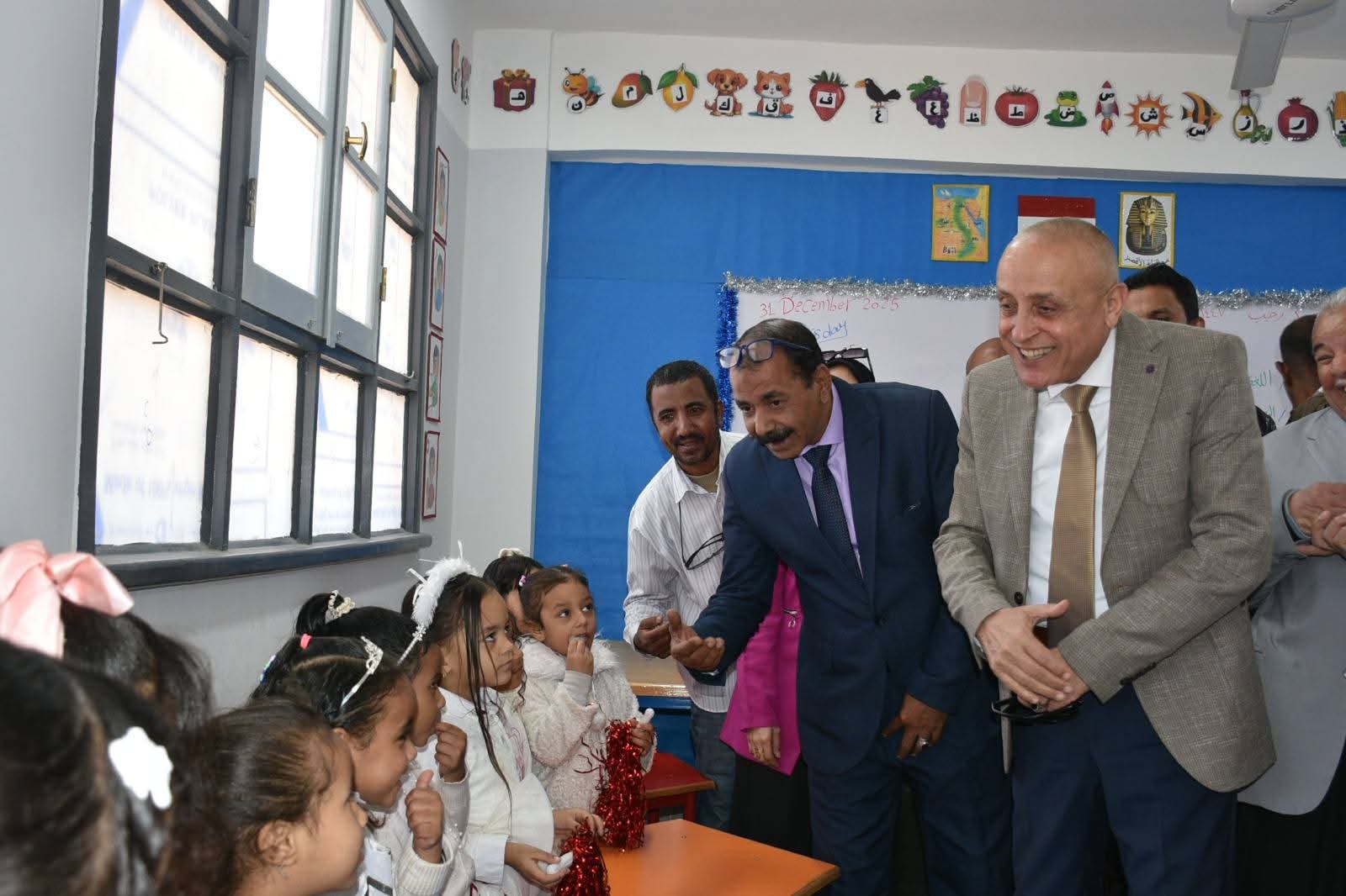 محافظ الأقصر يفتتح عددًا من المدارس والمنشآت التعليمية بالزينية ضمن احتفالات العيد القومي