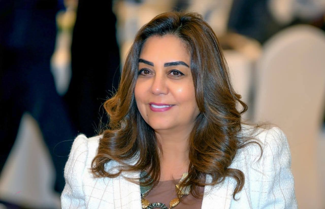 منال عوض تستعرض تقريرًا حول الاقتصاد الأزرق كمسار لتحقيق التنمية المستدامة