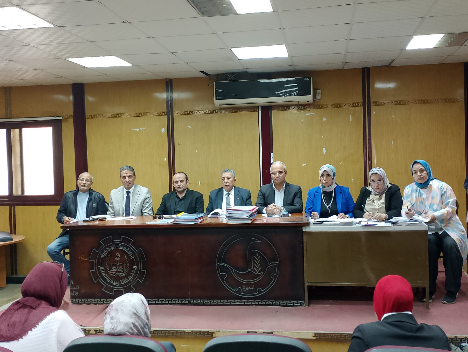 مدير تعليم البحيرة يترأس لجنة إختيار المرشحين لمسابقة «المدير الفعّال.. قائد التغيير» 