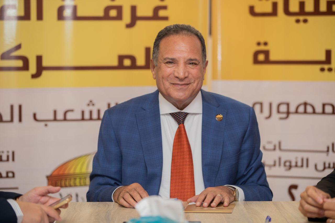 غرفة عمليات حزب الشعب الجمهوري تتابع تصويت المصريين بالخارج