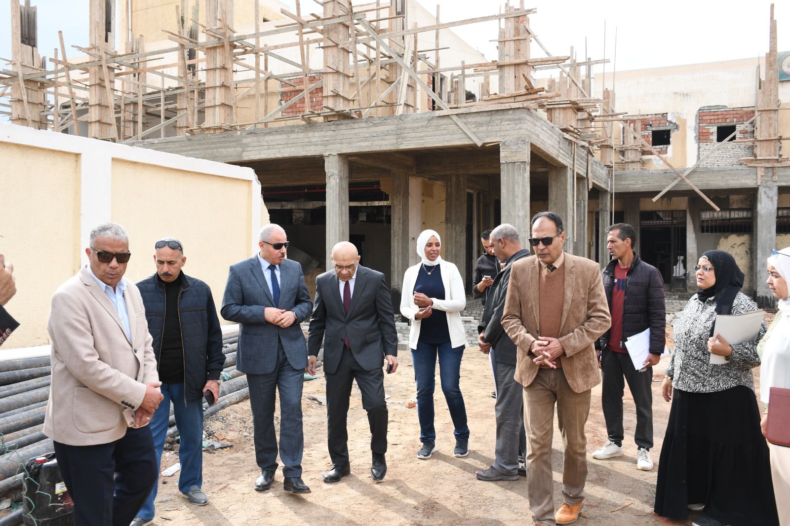 مندور يشدد على الإسراع في تطوير وحدة طوارئ المستشفى الجامعي بالإسماعيلية