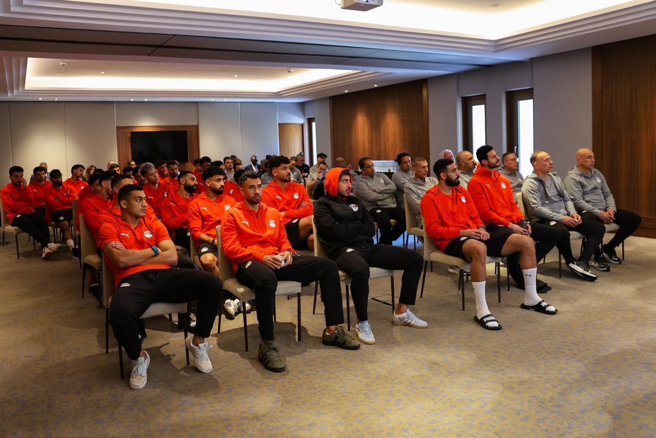 الكاف ينظم اجتماع تنظيمي للمنتخب الوطني
