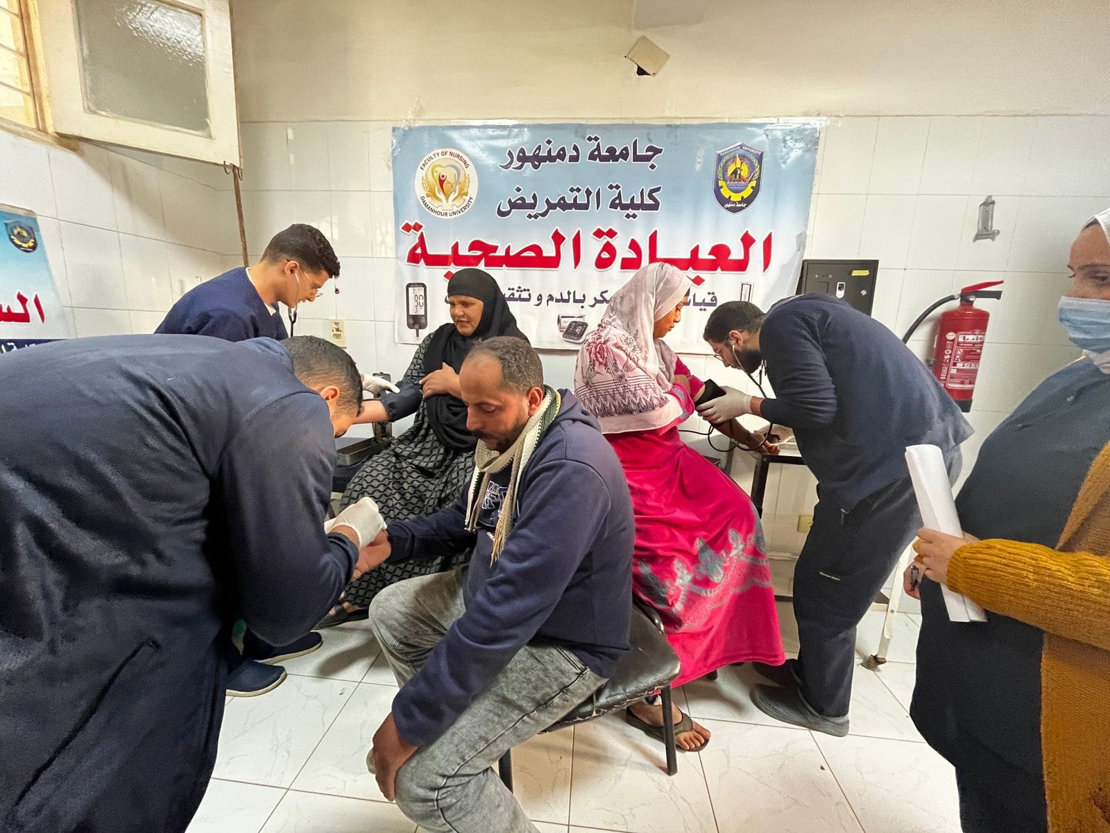 جامعة دمنهور تطلق قافلة خدمات شاملة لدعم أهالي حوش عيسى