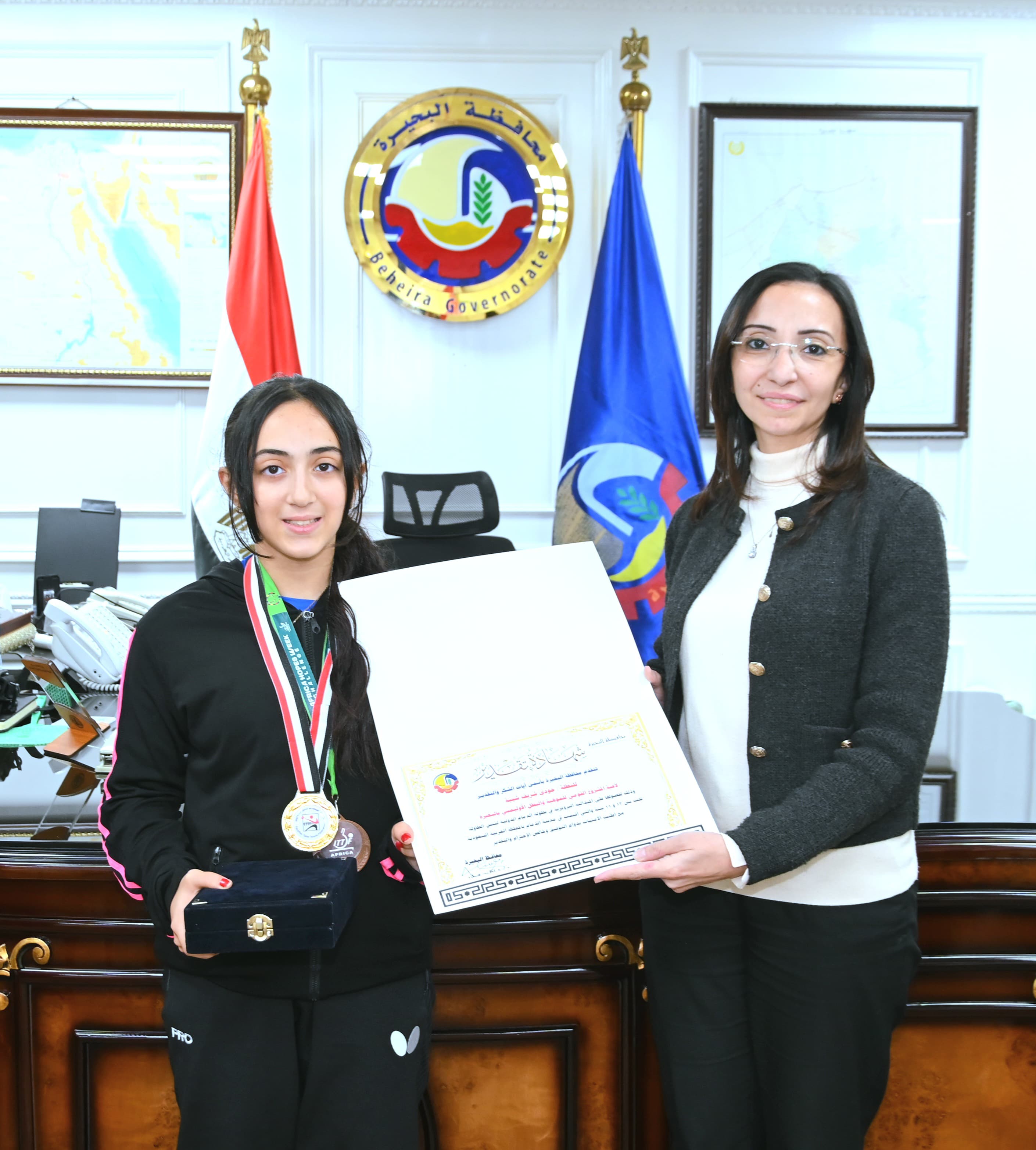 محافظ البحيرة تُكرّم بطلات المشروع القومي للموهبة والبطل الأولمبي - الخبر لايف
