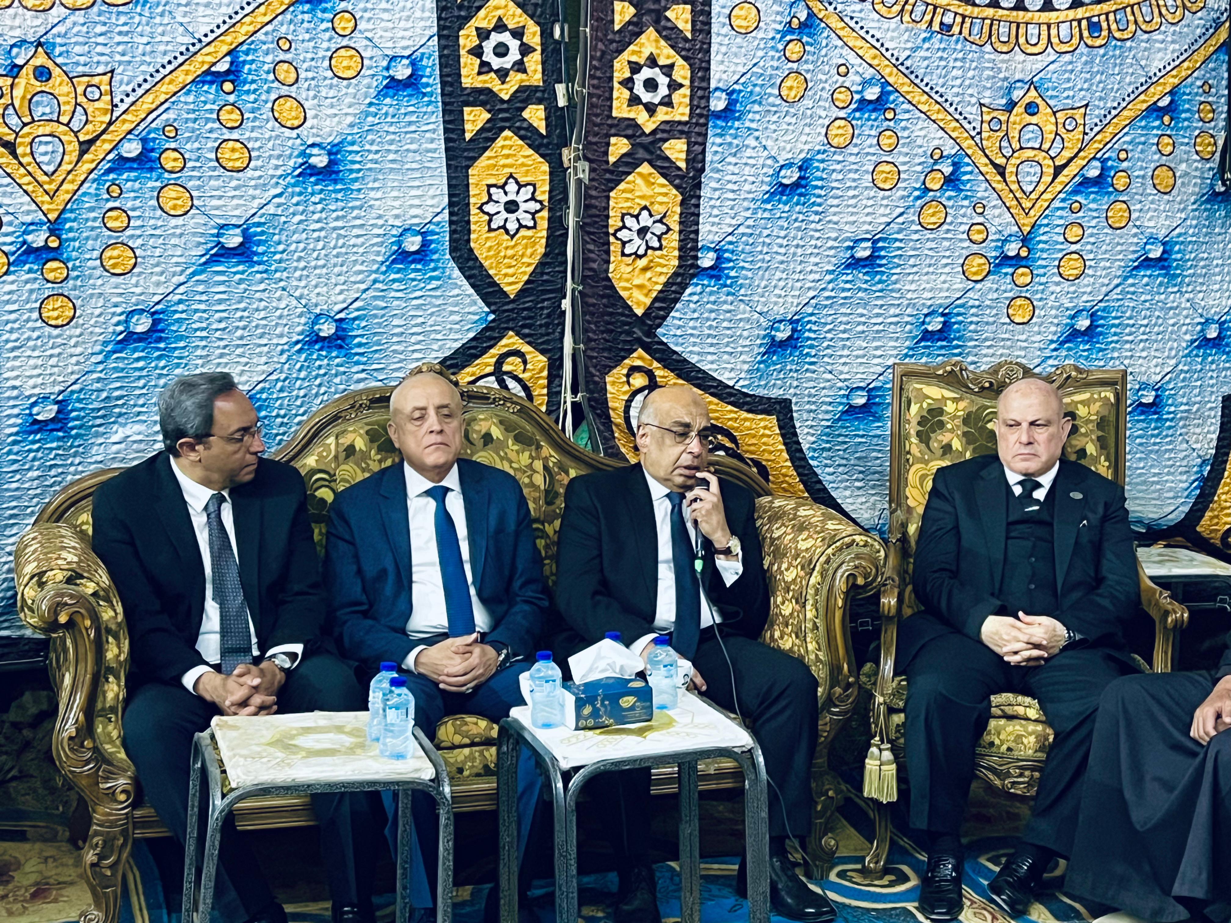 وزير العدل ومحافظا قنا والأقصر يقدمون واجب العزاء في شهيدة الواجب المستشارة سهام صبري الأنصاري بنقادة
