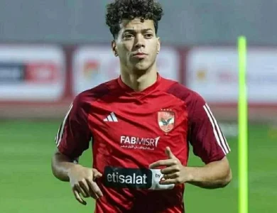 إمام عاشور لاعب الأهلي