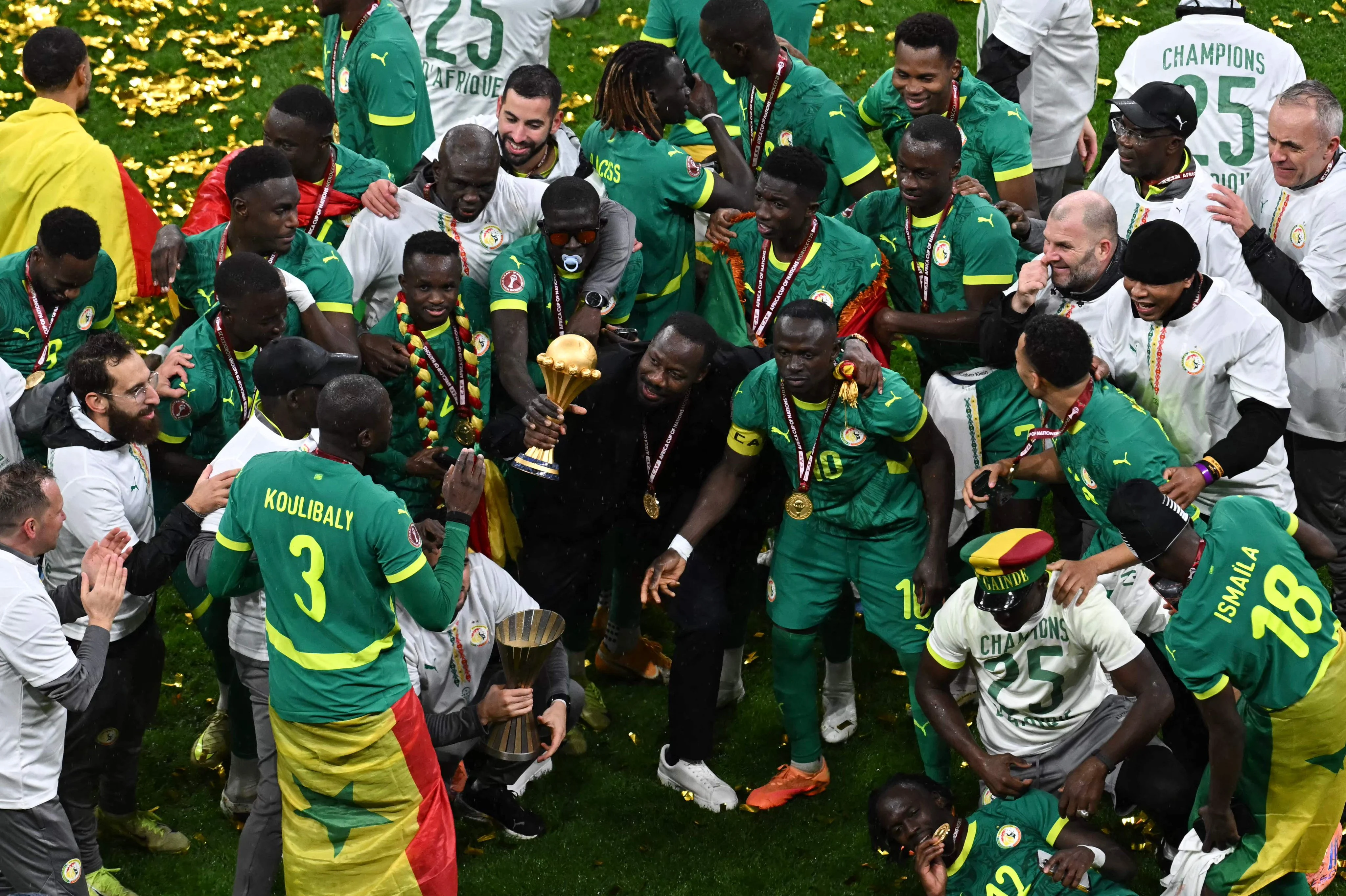 بيان عاجل من "كاف" بشأن أحداث نهائي كأس أمم إفريقيا بين المغرب والسنغال