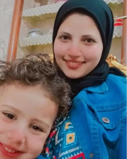تفاصيل مصرع سيدة ونجلها وإصابة زوجها في انفجار شاحن بالإسماعيلية