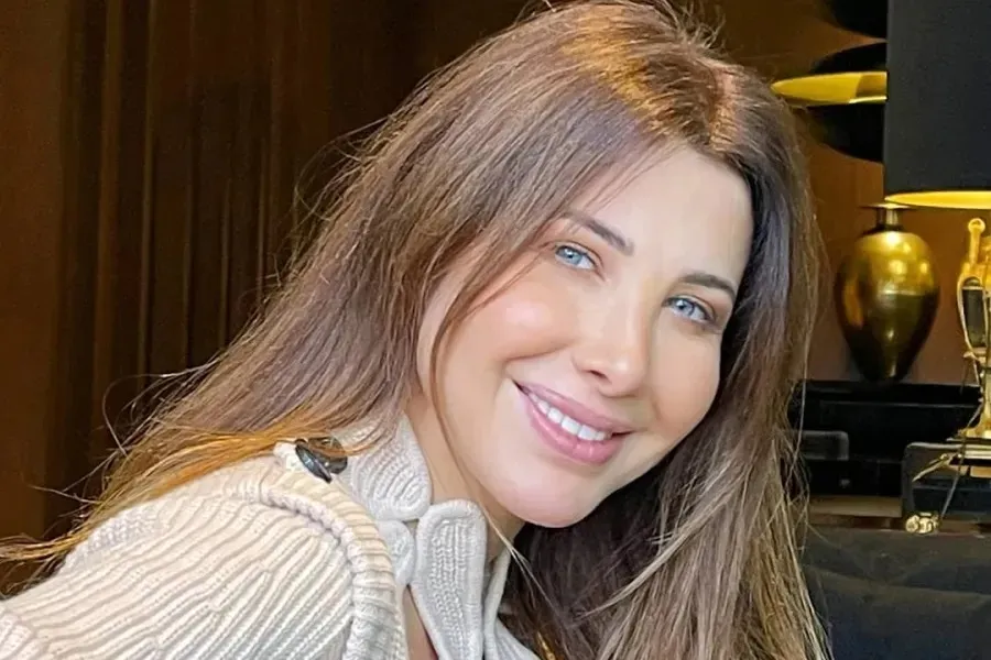 حقيقة طلاق نانسي عجرم من زوجها ورأيها في عمليات التجميل 
