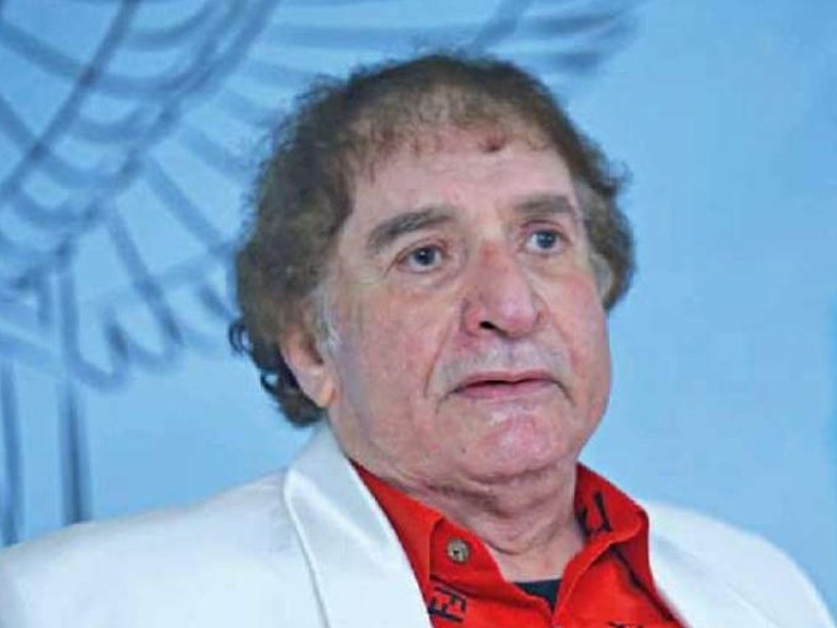 بعد نقله لدار الفنانين.. آخر تطورات الحالة الصحية للفنان الكبير محيي إسماعيل