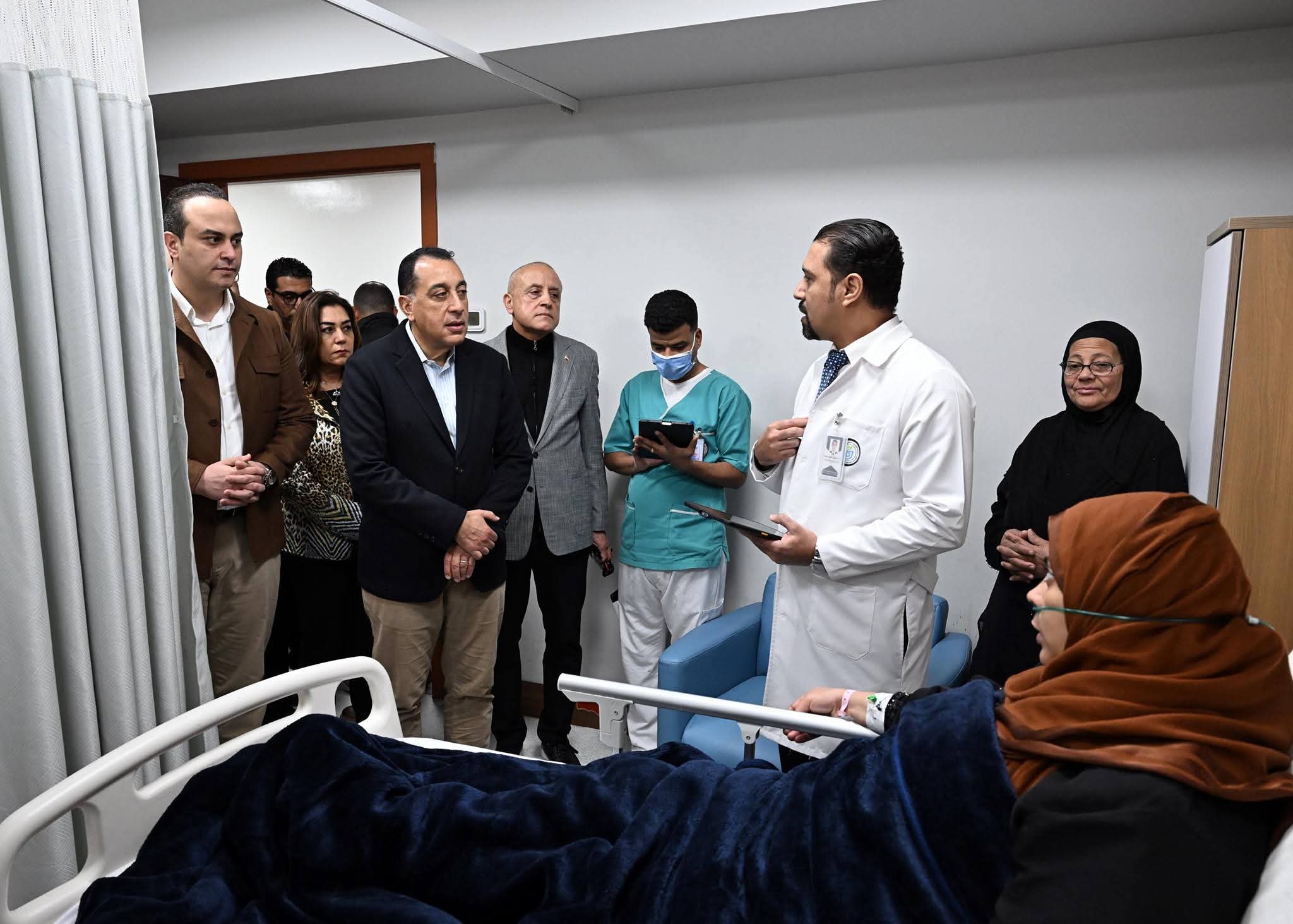 رئيس الوزراء يتفقد مجمع الأقصر الطبي الدولي "أيقونة المنظومة الصحية"