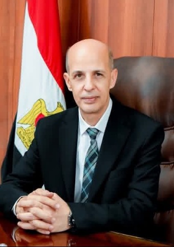 إحالة عضو هيئة تدريس بكلية الطفولة ببني سويف للتحقيق وايقافها عن العمل لتعديها على عميد ومدير الكلية