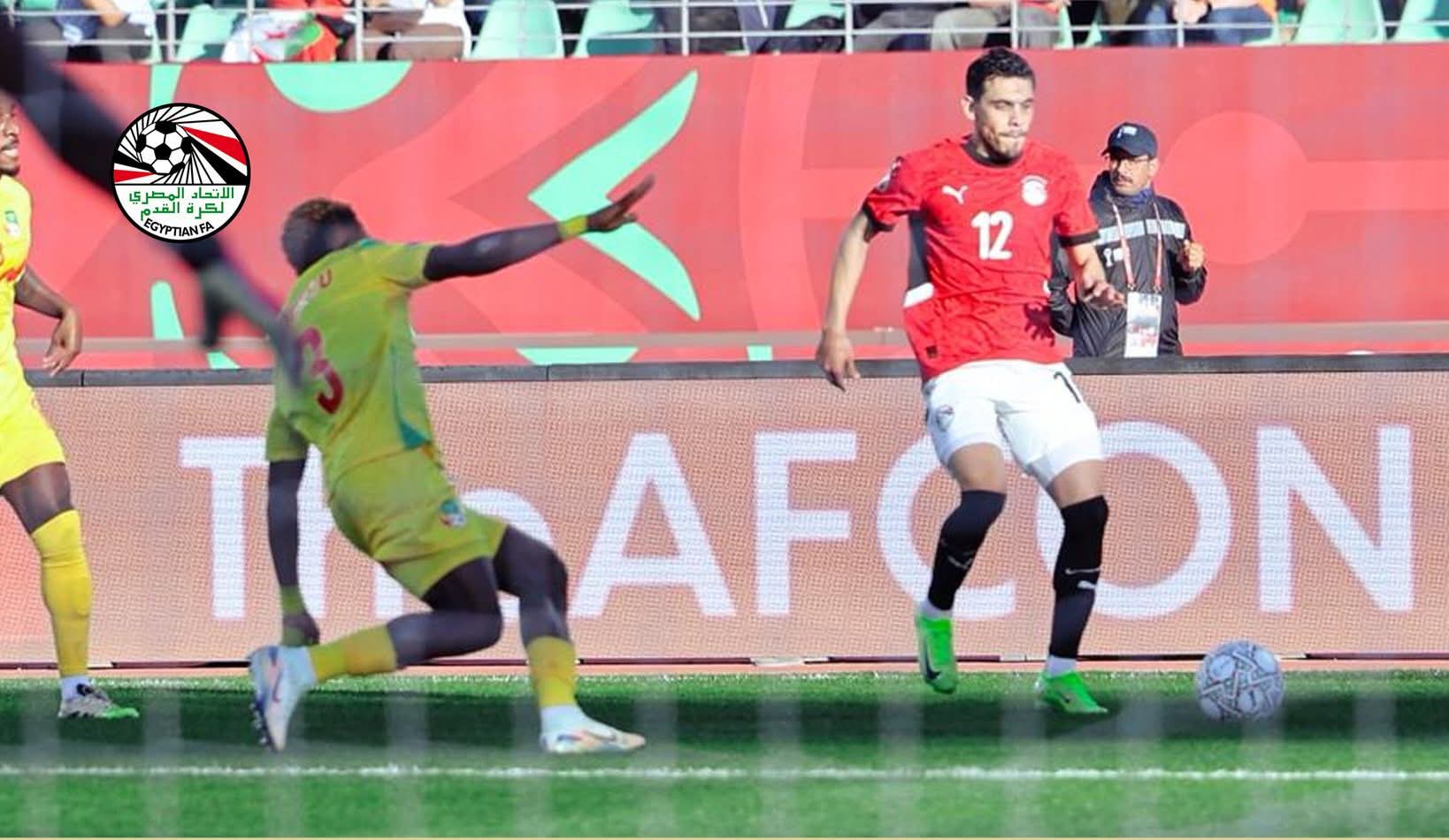 تفاصيل صادمة حول إصابات لاعبي منتخب مصر تريزيجيه ومحمد حمدي