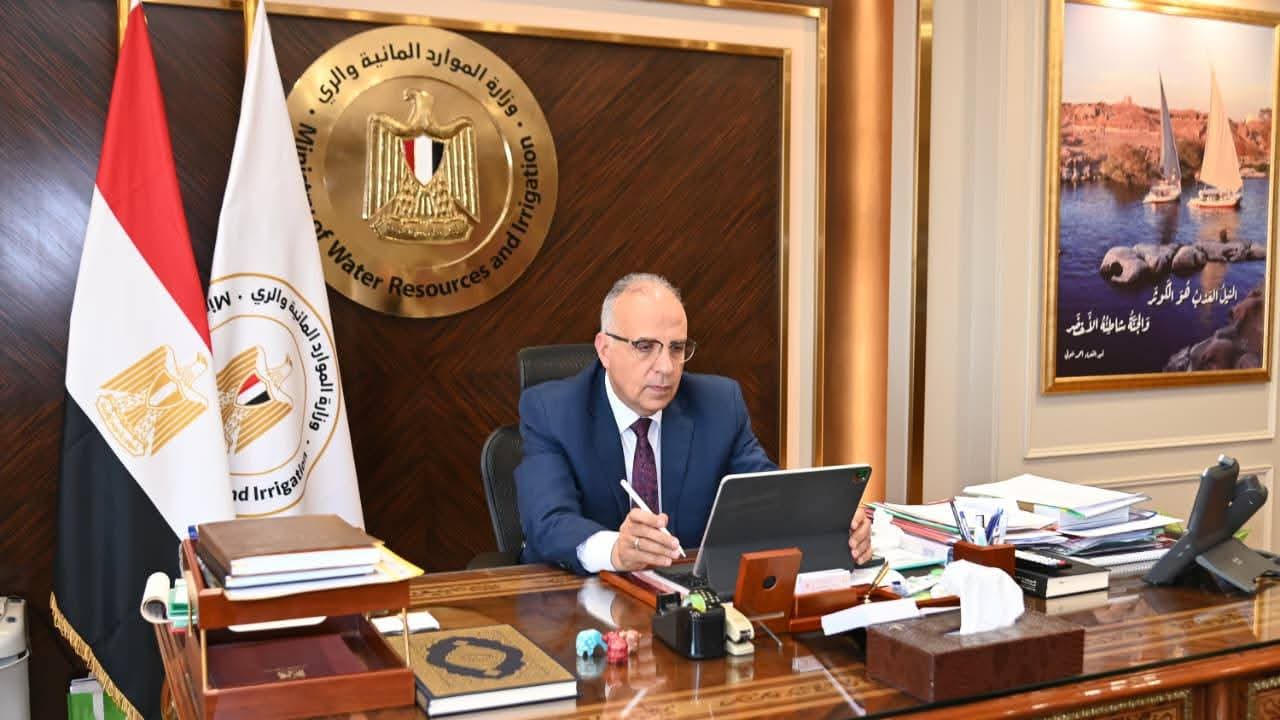 وزير الرى يشهد إطلاق "البرنامج التدريبي لسفراء المياه بالقارة الافريقية" بمركز (PACWA)  