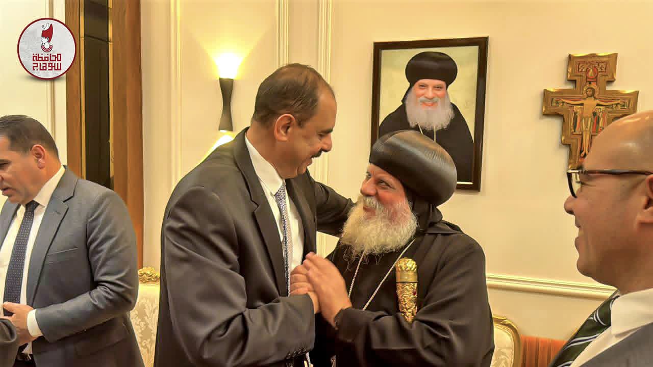 محافظ سوهاج يزور مطرانيات البلينا وجرجا للتهنئة بعيد الميلاد المجيد