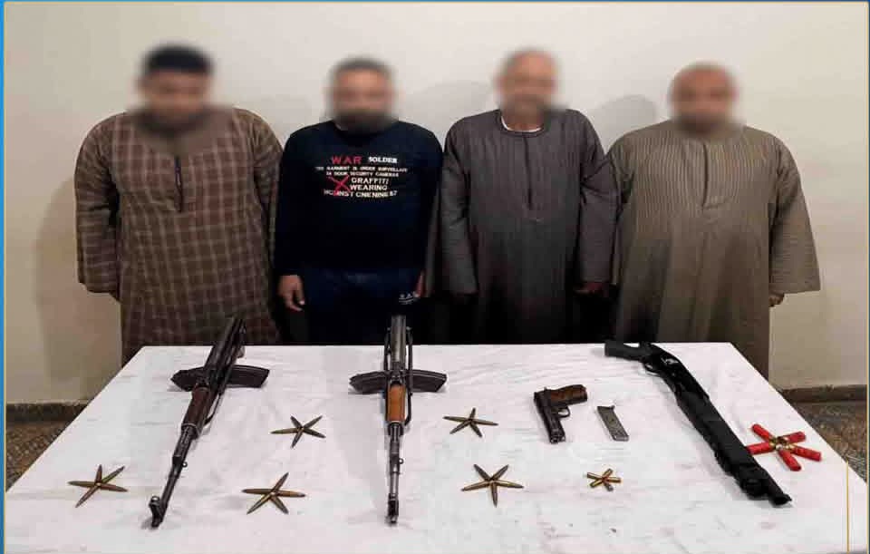 ضبط 4 أشخاص لإطلاقهم أعيرة نارية احتفالاً بفوز مرشح بمجلس النواب بأسيوط