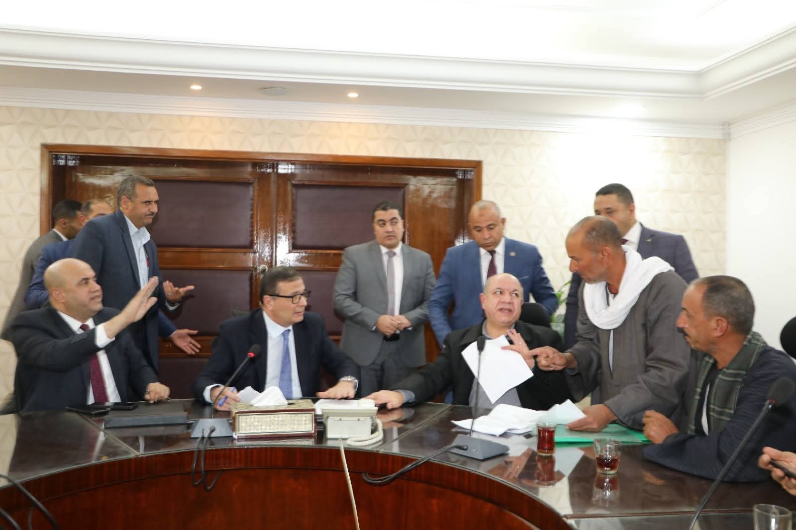وزير الزراعة يوجه بوقف المحاضر الجنائية ضد منتفعي الإصلاح الزراعي الجادين