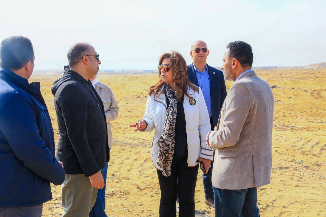 وزيرة التنمية المحلية توجه بغلق مقلب العبور نهائيًا بداية من أول إبريل القادم ومنع دخول المخلفات إليه