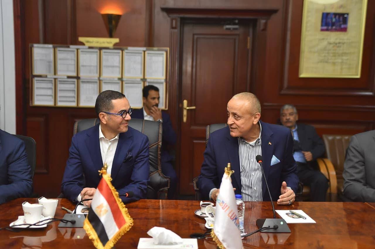 وزير الإستثمار يستعرض الفرص المتاحة لإقامة مشروعات أمام مستثمرى الأقصر 