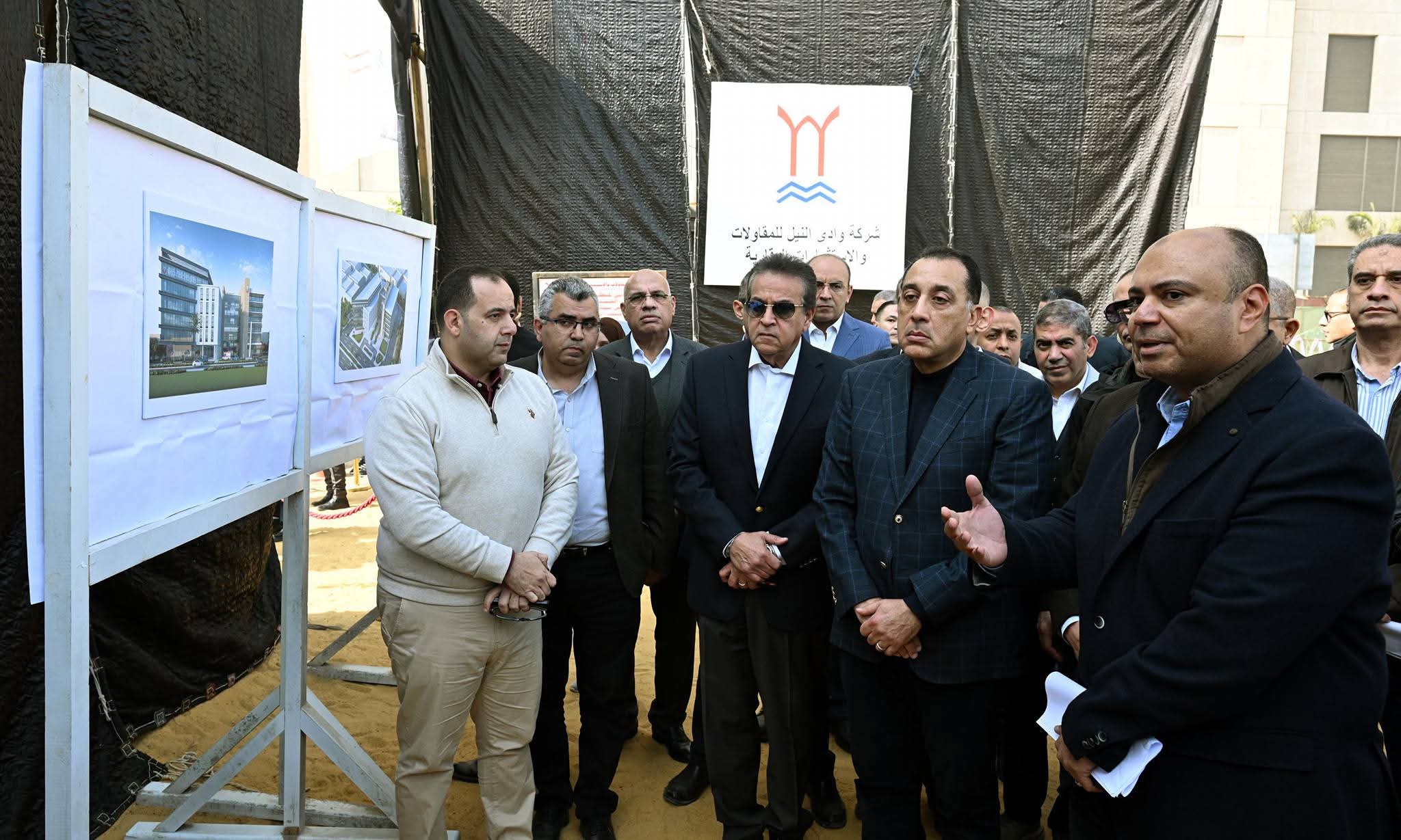رئيس الوزراء يتفقد الموقف التنفيذي لمشروع إنشاء مستشفى بولاق أبو العلا العام الجديد