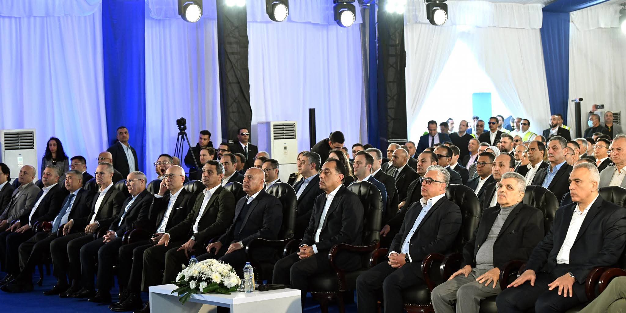انطلاق التشغيل التجارى لمحطة البحر الأحمر لتداول الحاويات رقم 1 (RSCT) بميناء السخنة .. بحضور رئيس الوزراء