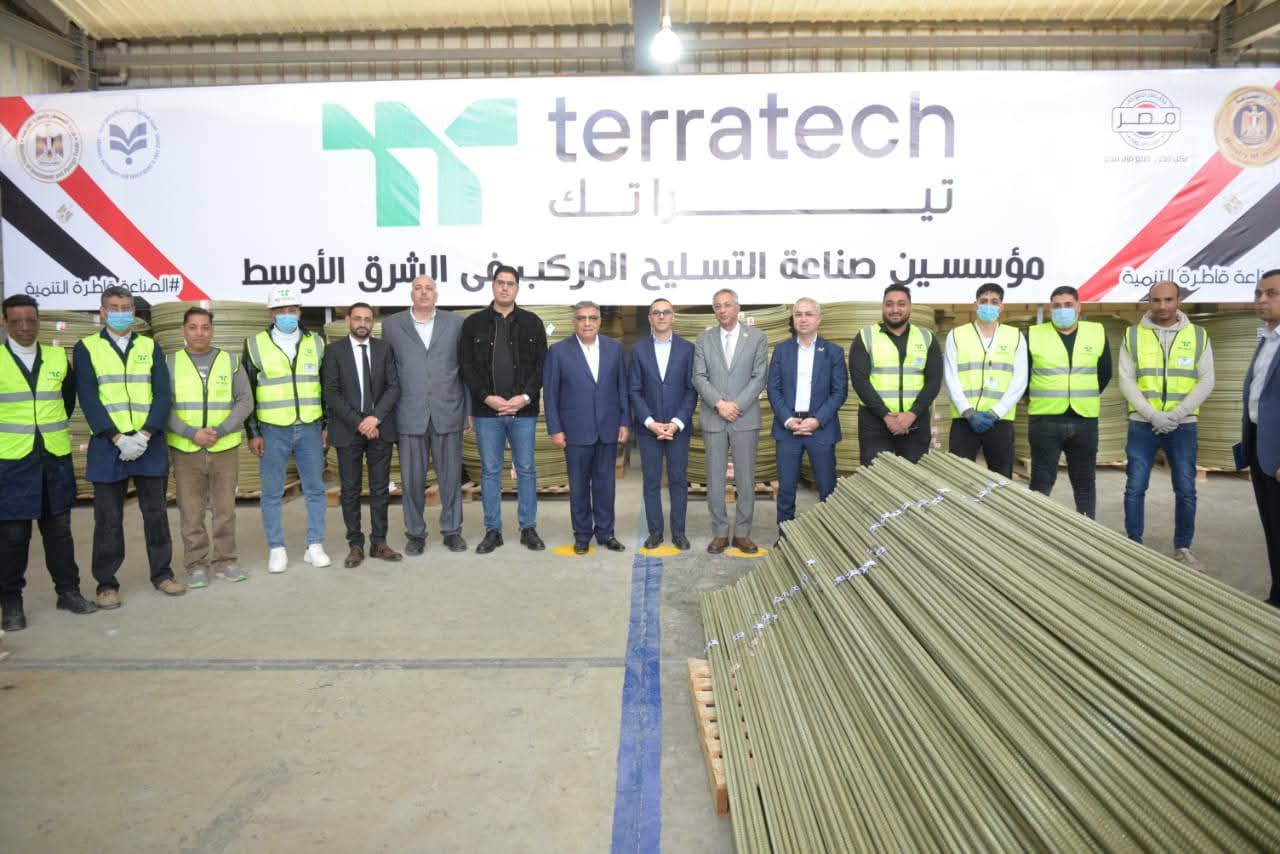 الخطيب ومحافظ الدقهلية ونائبه يتفقدون بعض المصانع  بمنطقة ميت غمر الإستثمارية