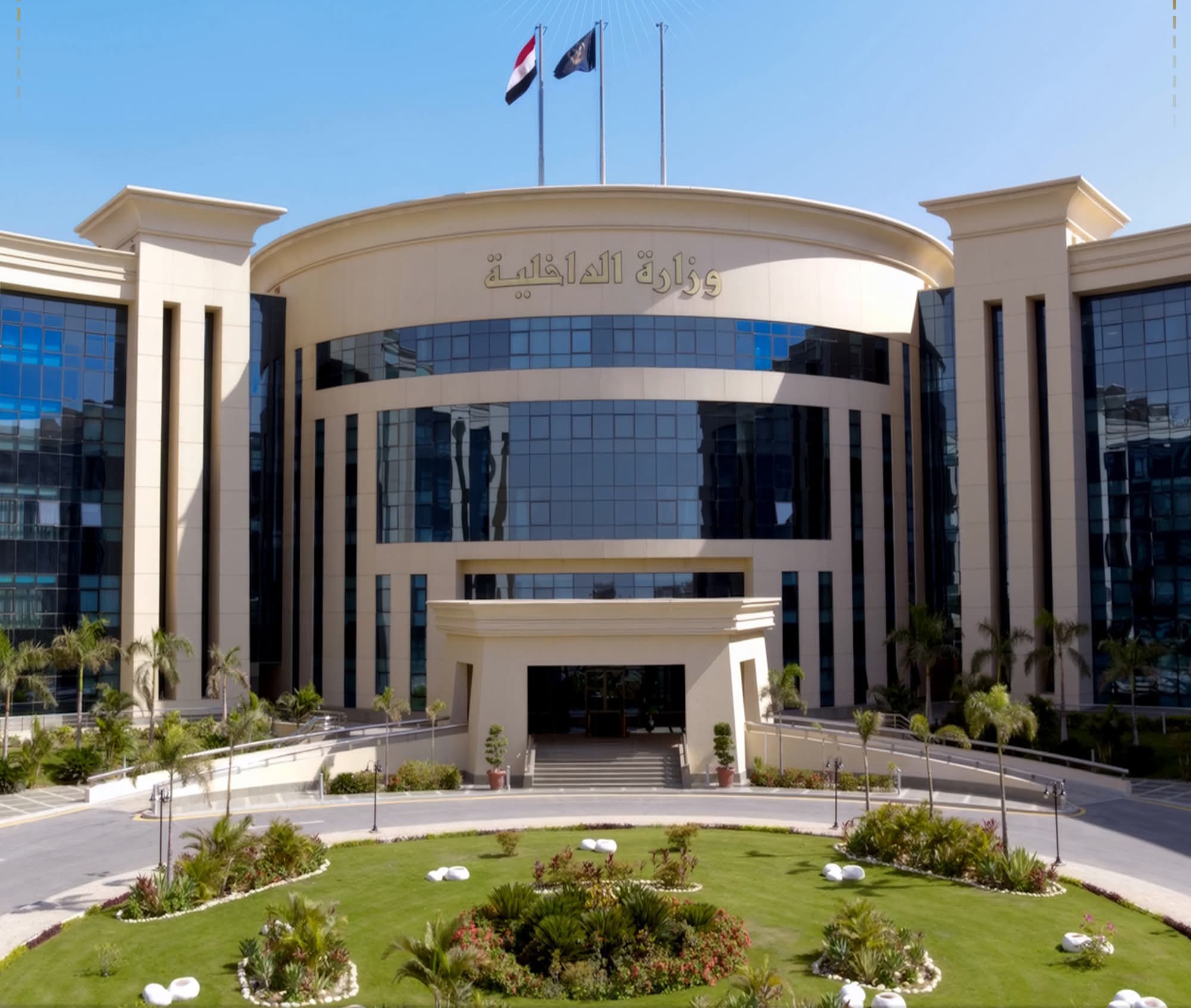 طبيب يتهم أولاده بالاستيلاء على أمواله.. والداخلية تكشف التفاصيل