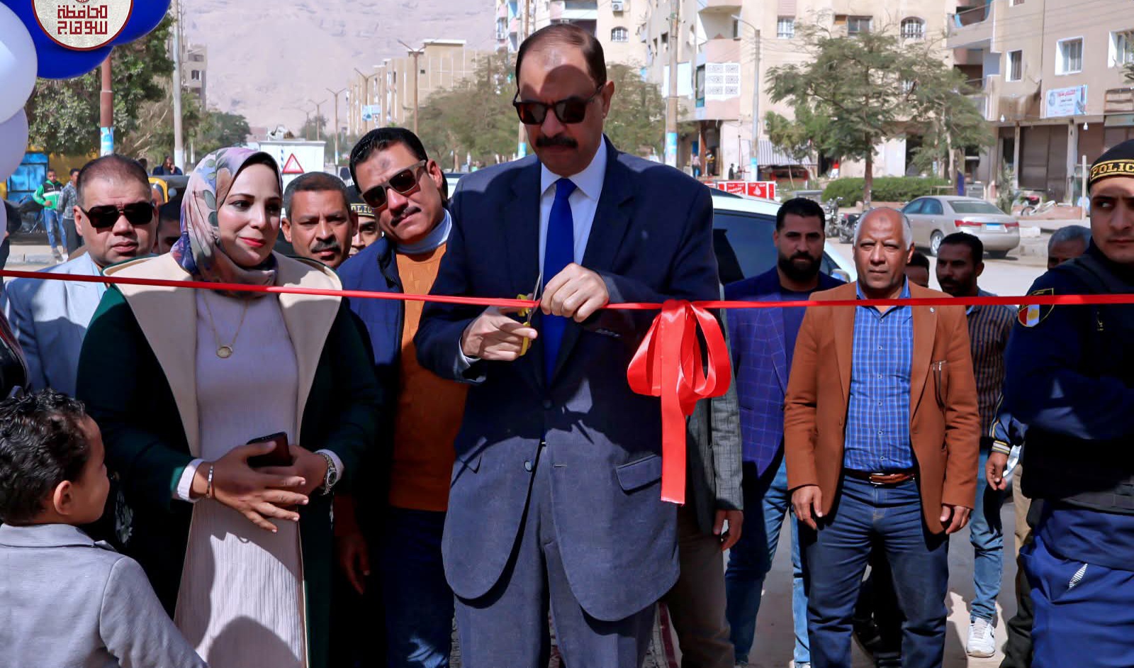 محافظ سوهاج يفتتح السوق الحضري الجديد بحي الكوثر على مساحة 500 مترا