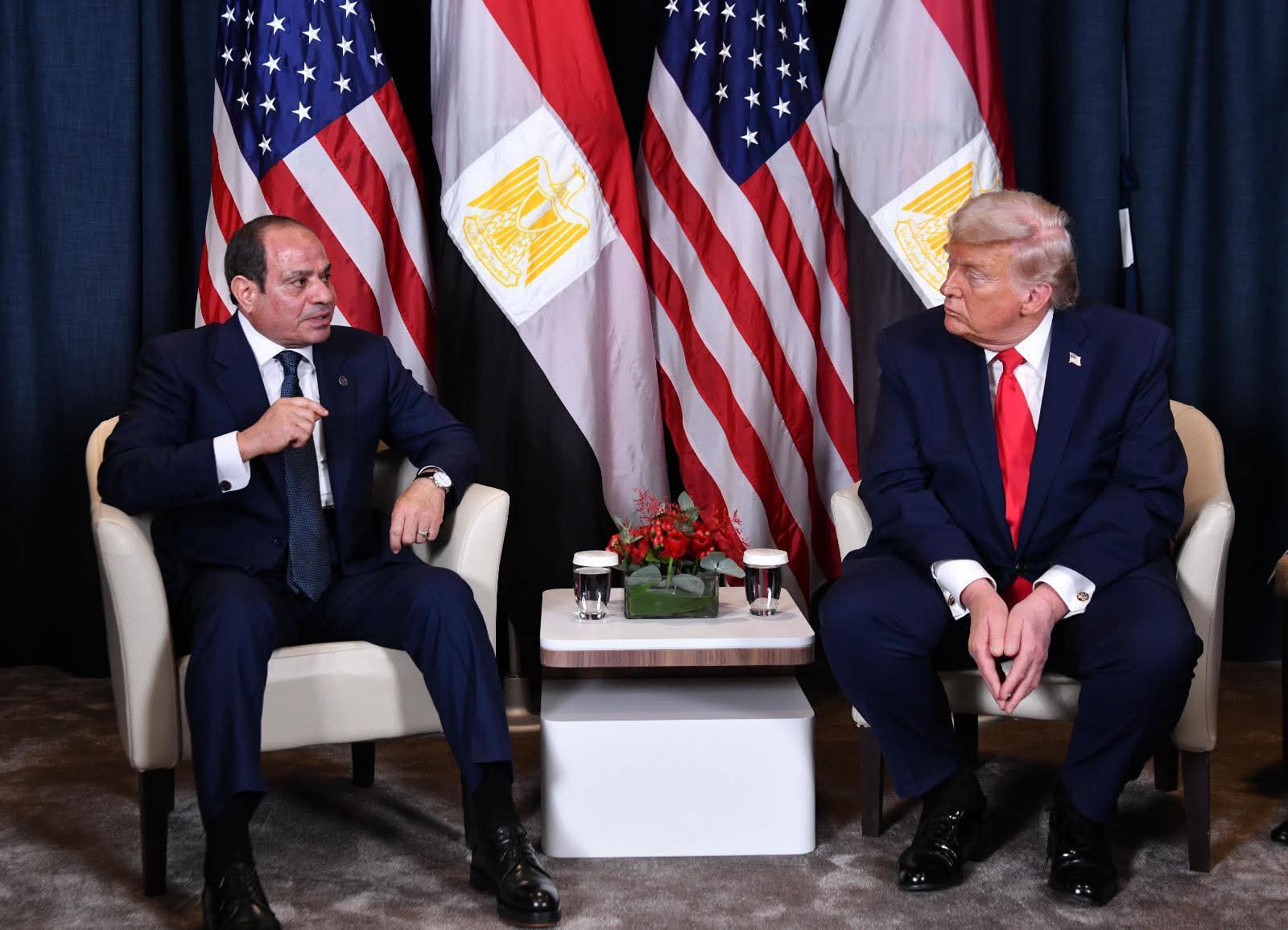 تفاصيل لقاء الرئيس السيسي وترامب في منتدي دافوس