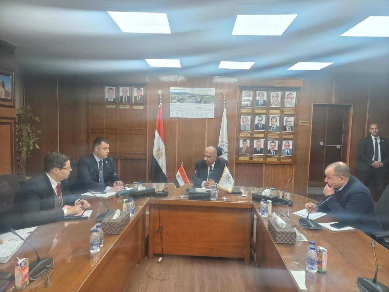 وزير الكهرباء يتابع تطورات مشروع المحطة النووية بالضبعة