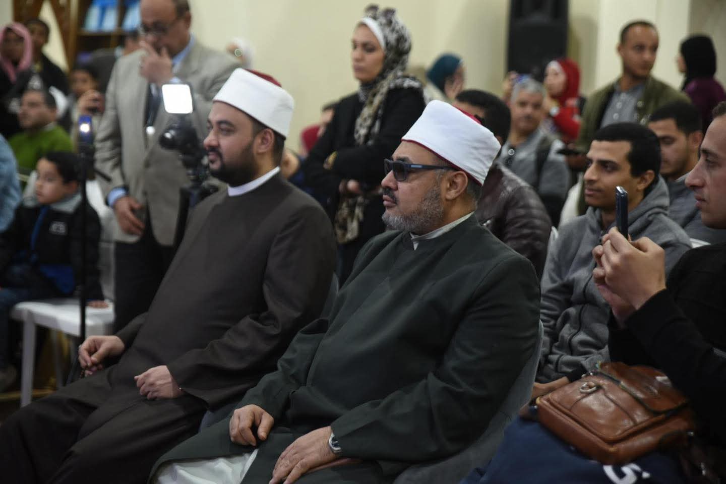 نجوم «دولة التلاوة» يتألقون فى جناح المجلس الأعلى للشئون الإسلامية بمعرض الكتاب