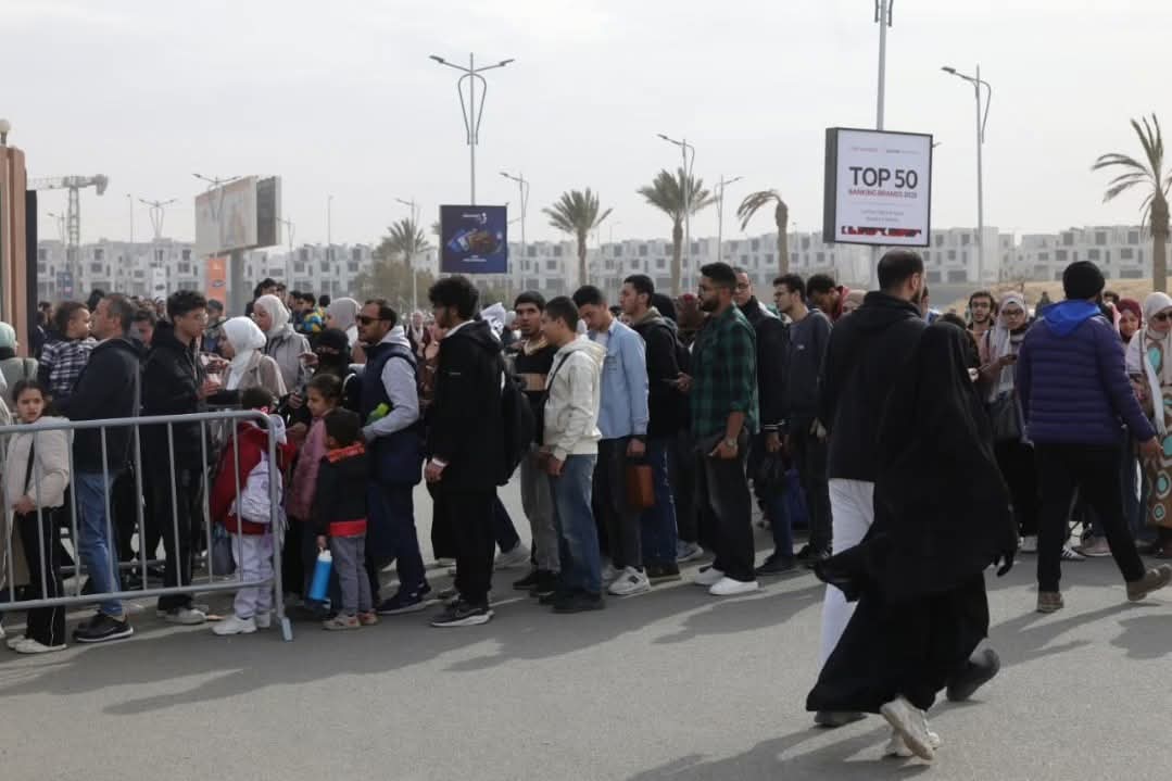 معرض القاهرة الدولى للكتاب يتخطى المليونى زائر خلال 5 أيام