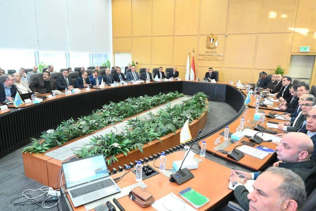 وزير الإسكان يتابع الموقف التنفيذي لمشروعات المبادرة الرئاسية "حياة كريمة"