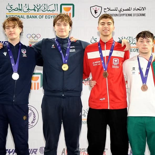 يوسف شامل يتوج ببرونزية كأس العالم لسيف المبارزة للناشئين بالقاهرة