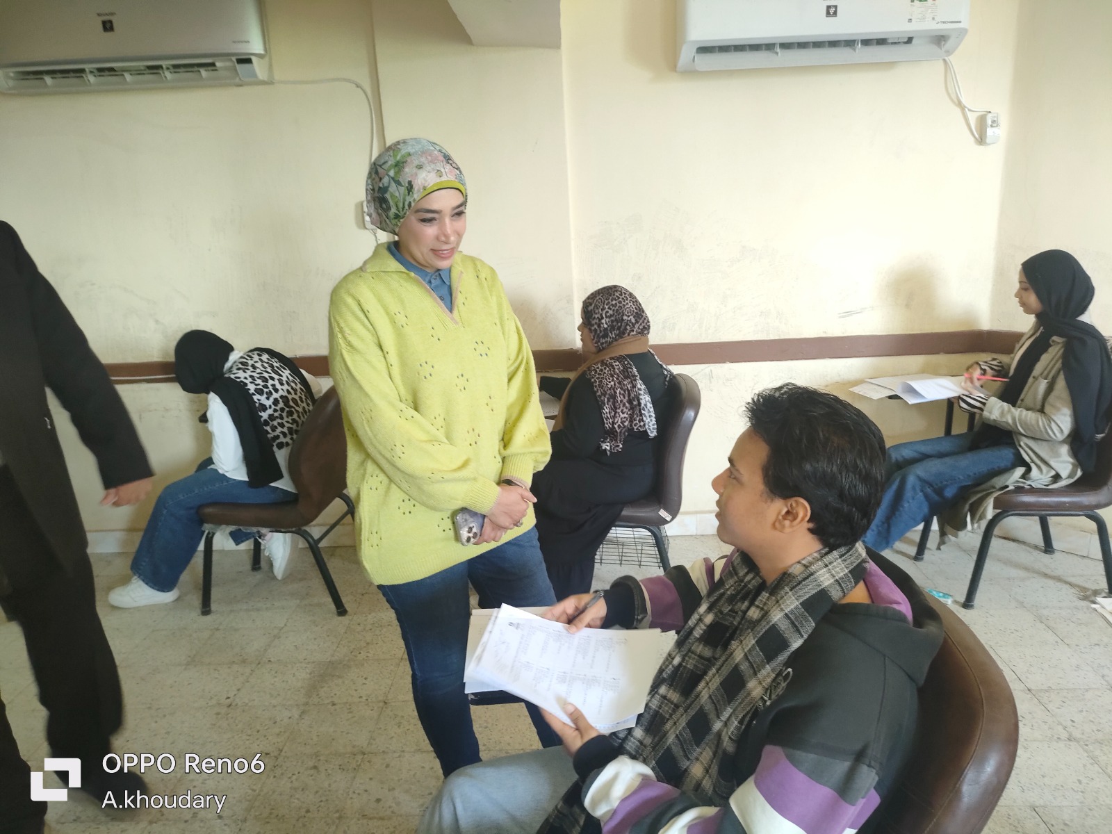 رئيس جامعة الأقصر تتابع انتظام الامتحانات بكلية الآثار