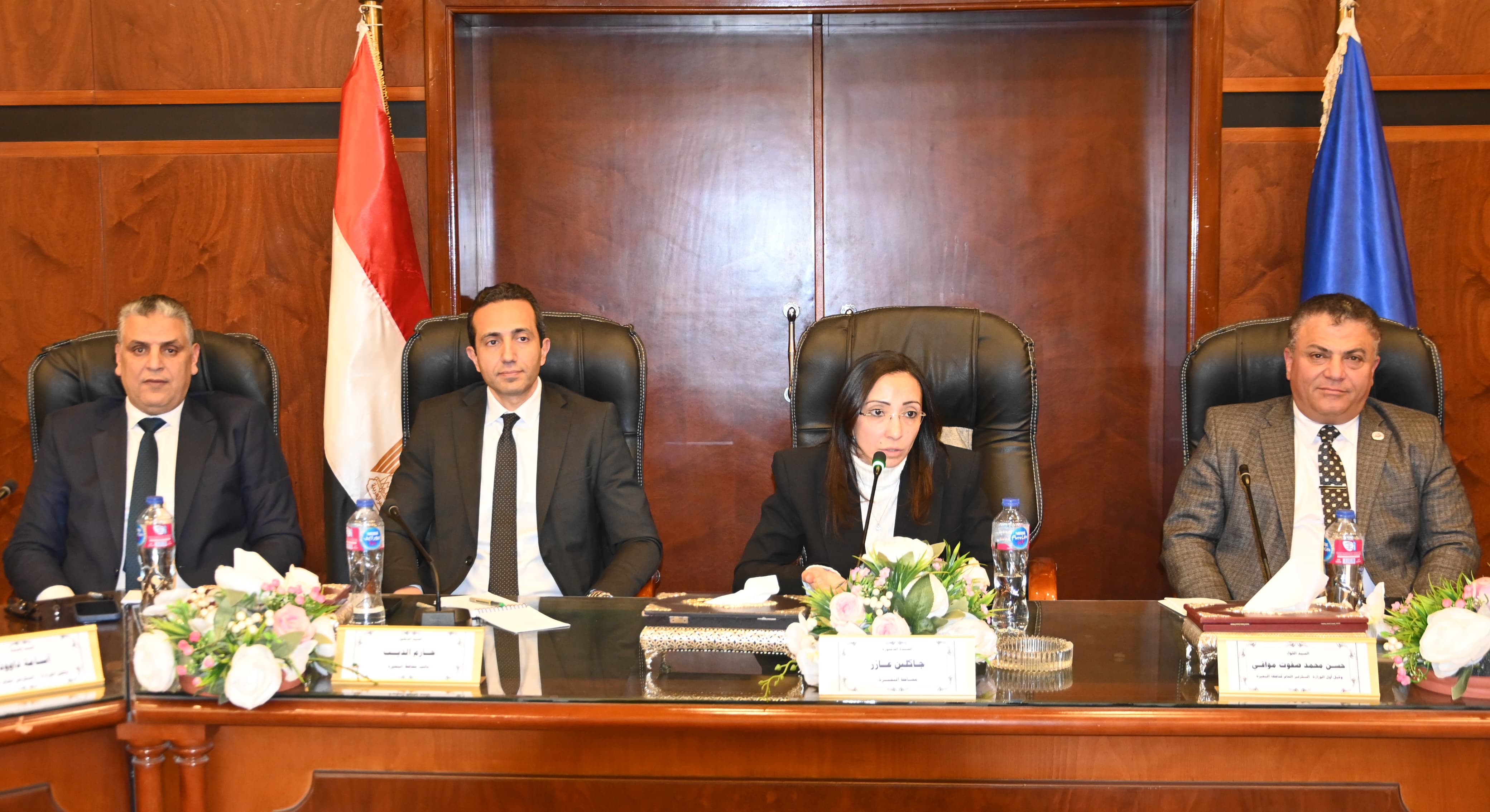 محافظ البحيرة تلتقي بنواب البرلمان والشيوخ لتوحيد الجهود وتسريع عجلة التنمية