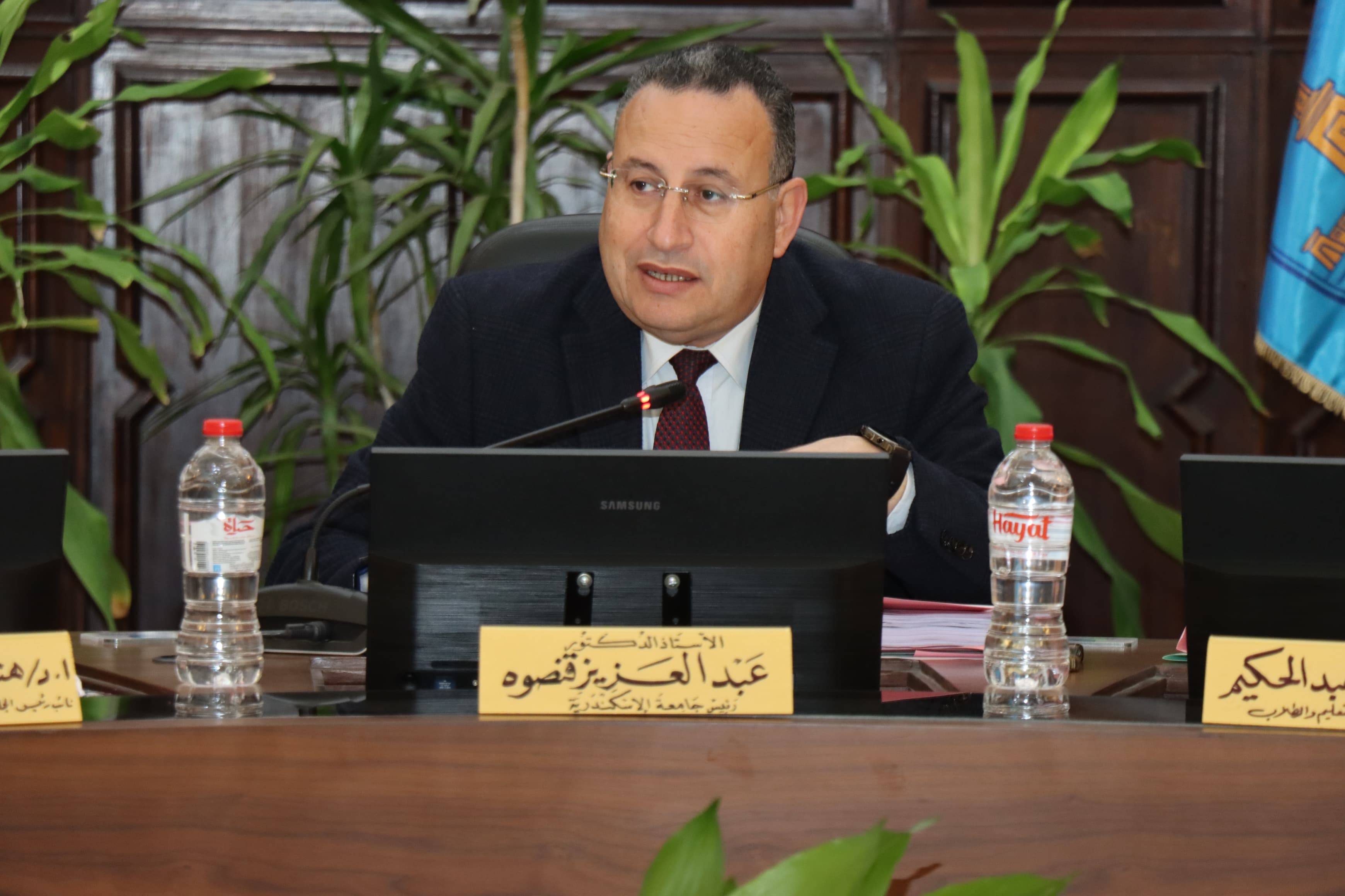 رئيس جامعة الإسكندرية يوجه بسرعة إعلان نتائج الفصل الدراسي الأول.. قرارات عاجلة وهامة