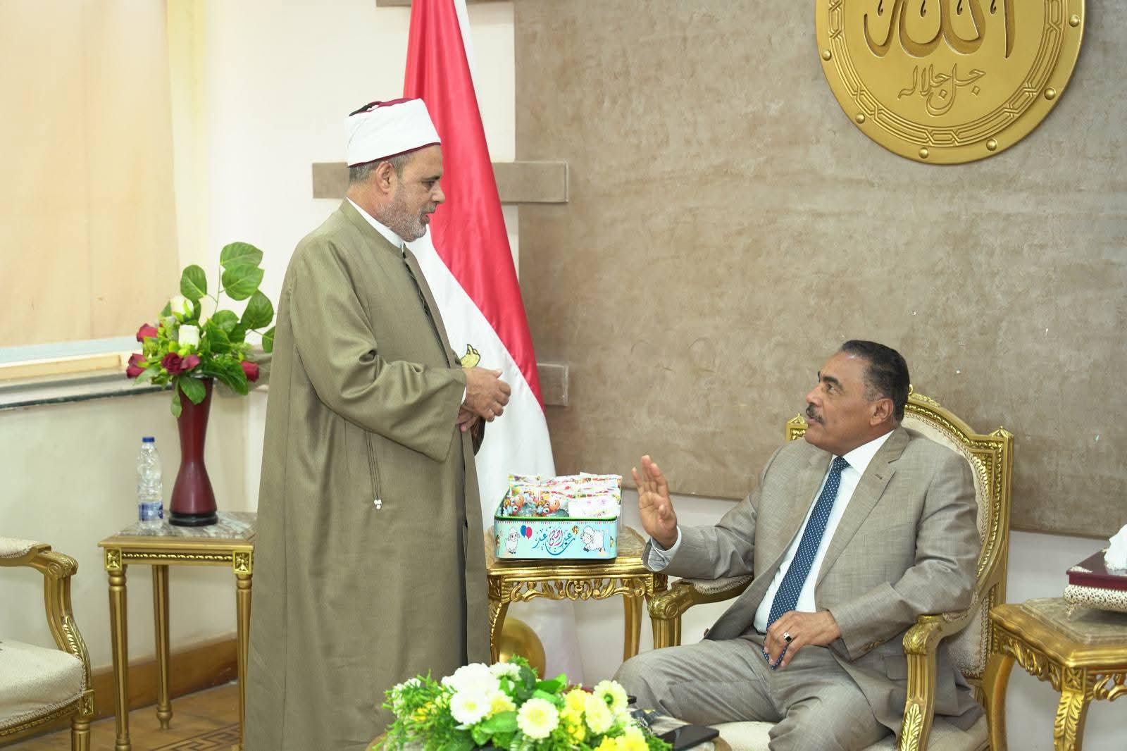 محافظ مطروح: قافلة تعليمية للأزهر لطلاب الشهاده الإعداديه السبت القادم ولمدة أسبوع 