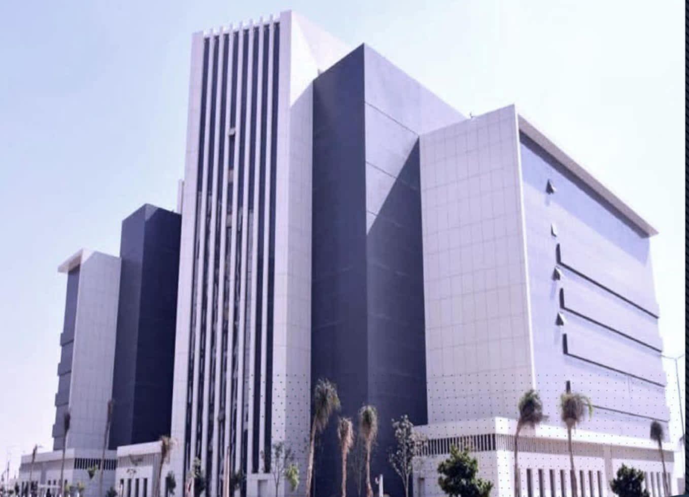 السجن المشدد لمسؤولي جمارك الإسكندرية لتسهيلهم تهريب خامات محظور تصديرها