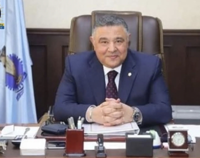 محافظ البحر الأحمر : بدء توصيل الكهرباء لمناطق شباب الأحياء والنجدة بالغردقة باستثمارات 430 مليون جنيه